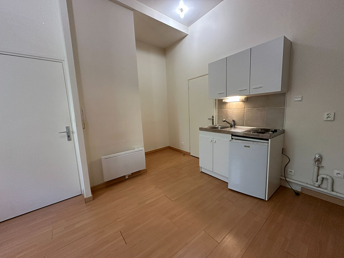 Appartement BOURGES (18000) 1 pièce 21.88 m²