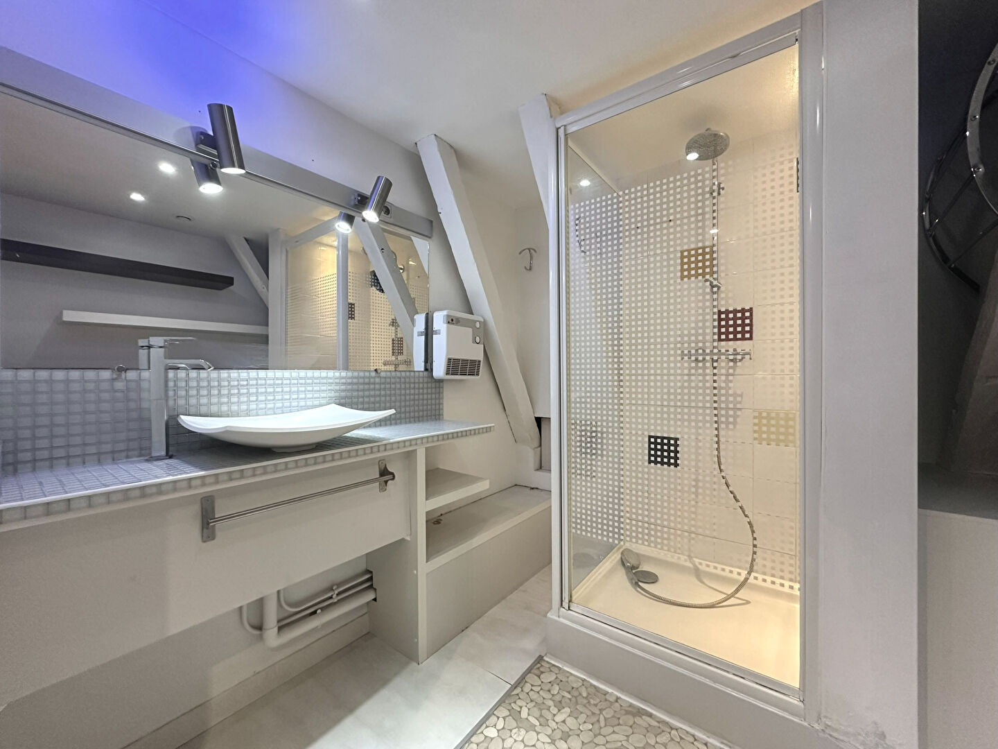 Appartement BOURGES (18000) 5 pièces 121.70 m²