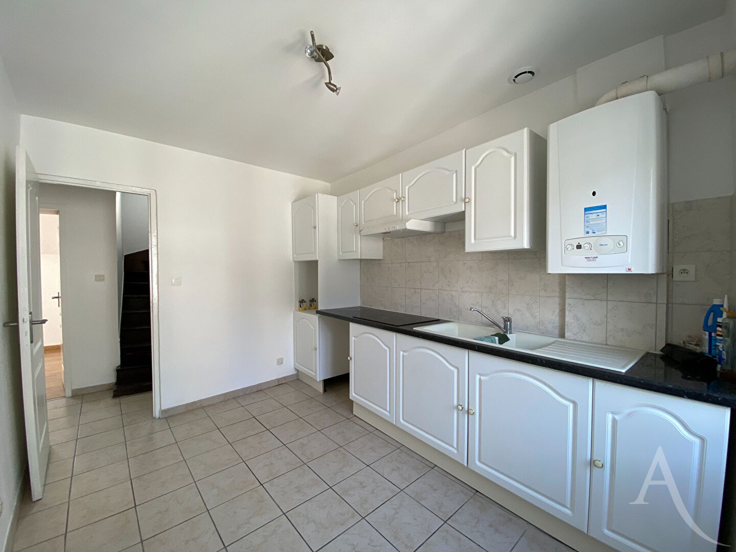 Appartement BOURGES (18000) 4 pi&egrave;ces 78.00 m&sup2;