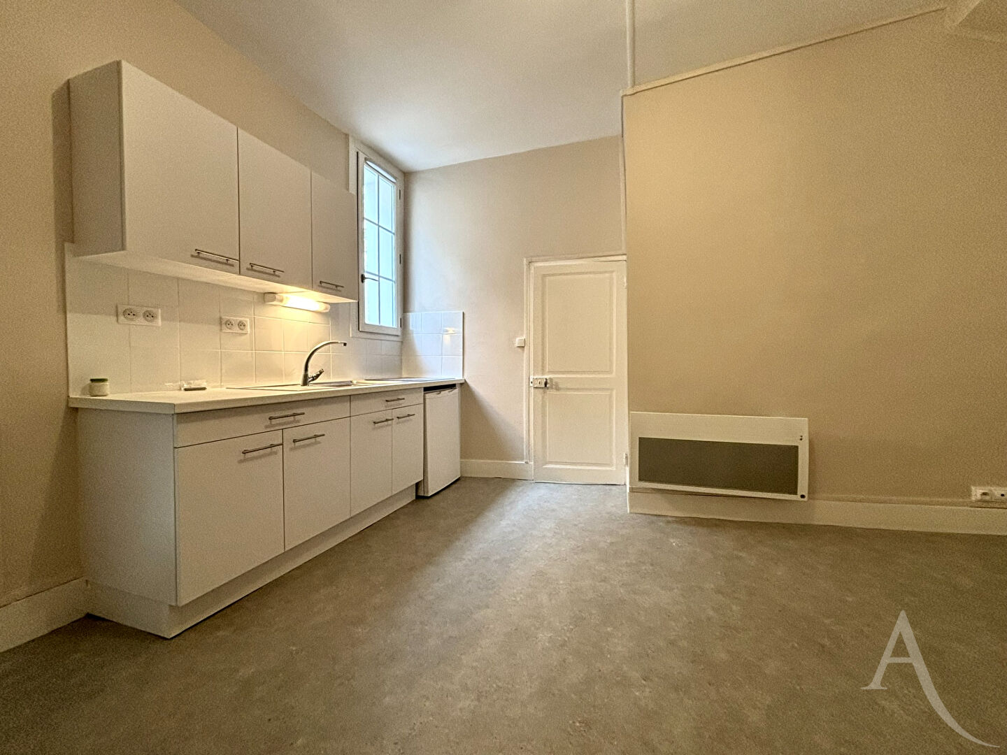 Appartement BOURGES (18000) 2 pièces 42.00 m²