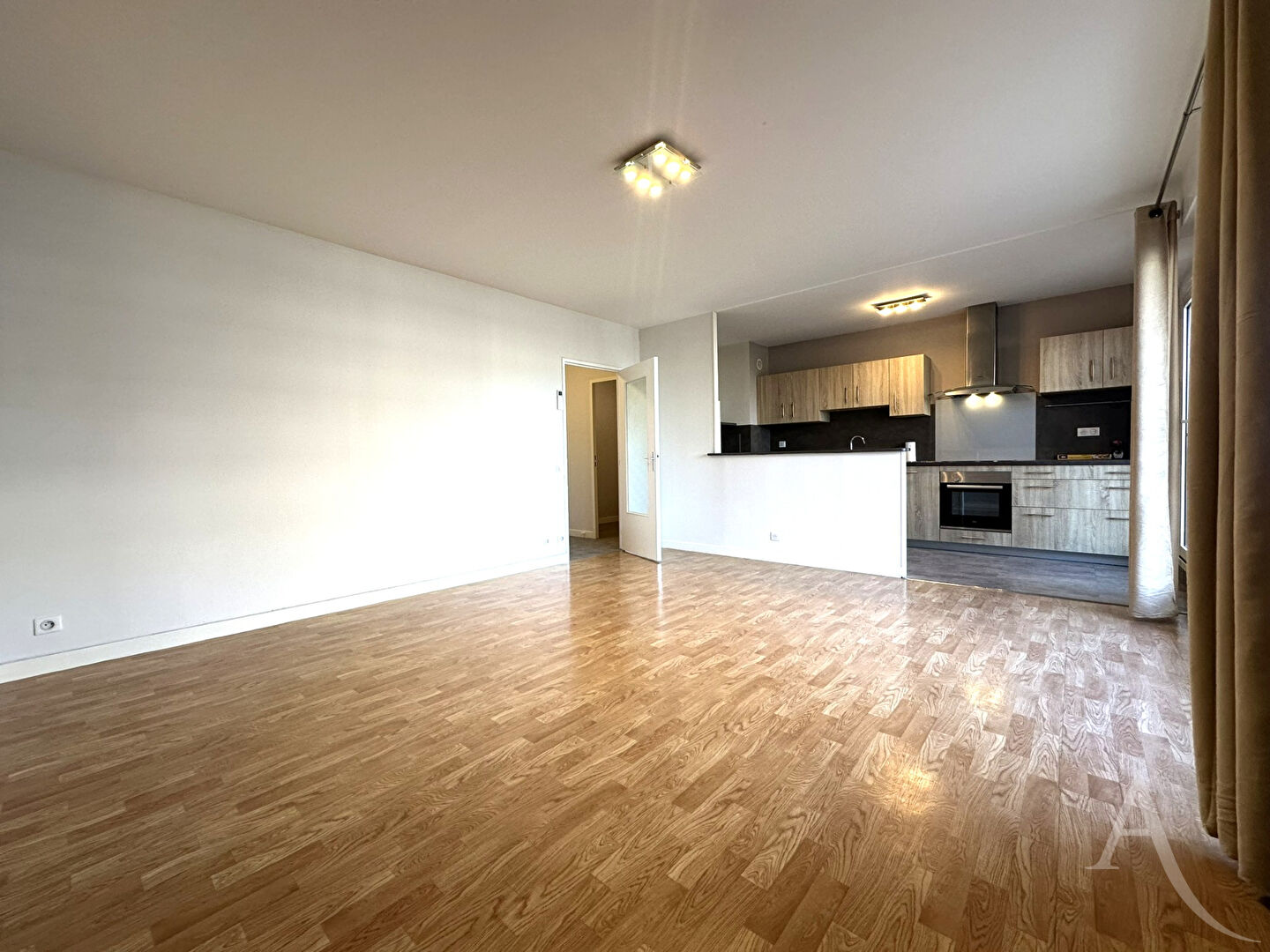 Appartement BOURGES (18000) 2 pièces 60.60 m²