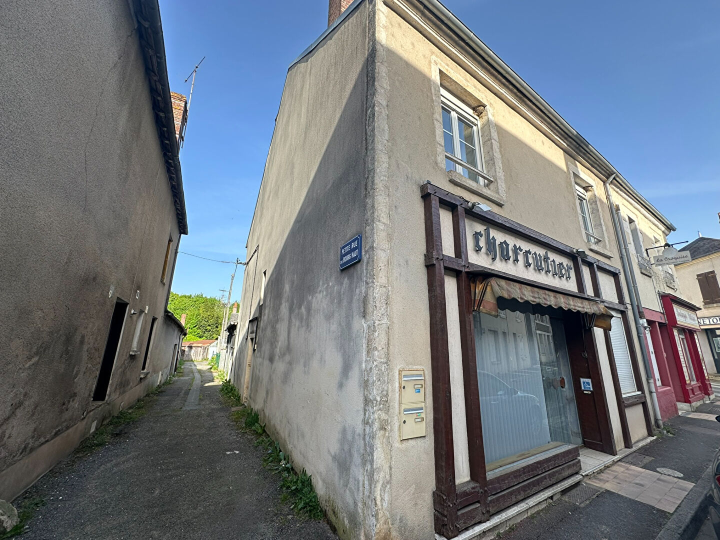 Immeuble MENETOU SALON (18510) 170.00 m²