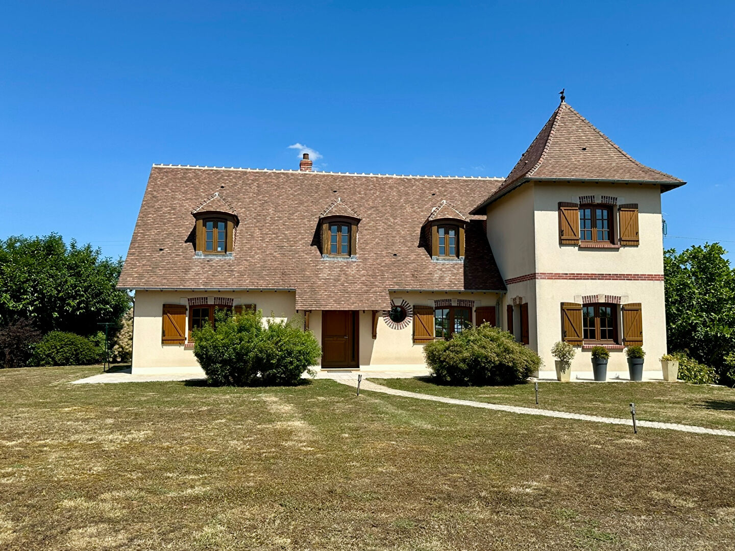 Maison BOURGES (18000) 7 pièces 170.00 m²