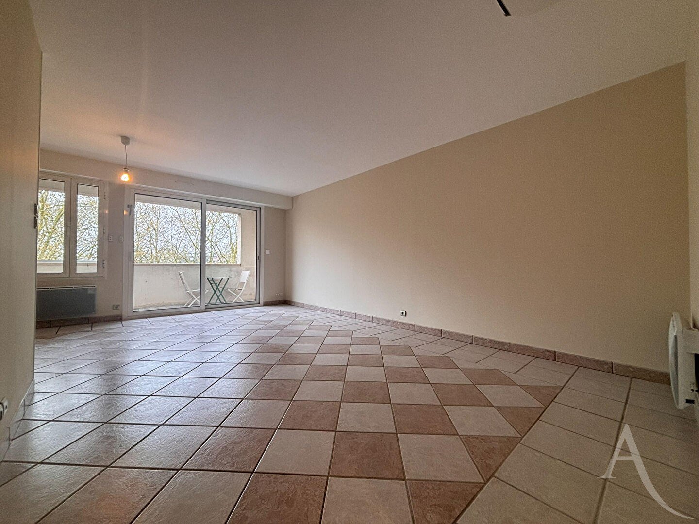 Appartement BOURGES (18000) 3 pi&egrave;ces 82.00 m&sup2;
