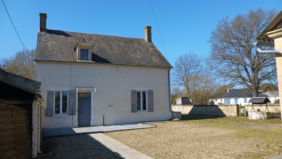 Maison LA GUERCHE SUR L AUBOIS (18150) 4 pièces 71.00 m²