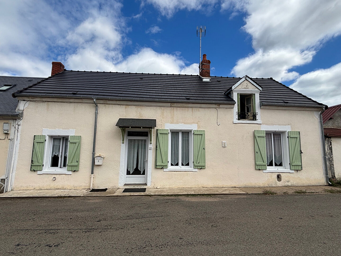 Maison SAINT AUBIN LES FORGES (58130) 5 pièces 95.00 m²
