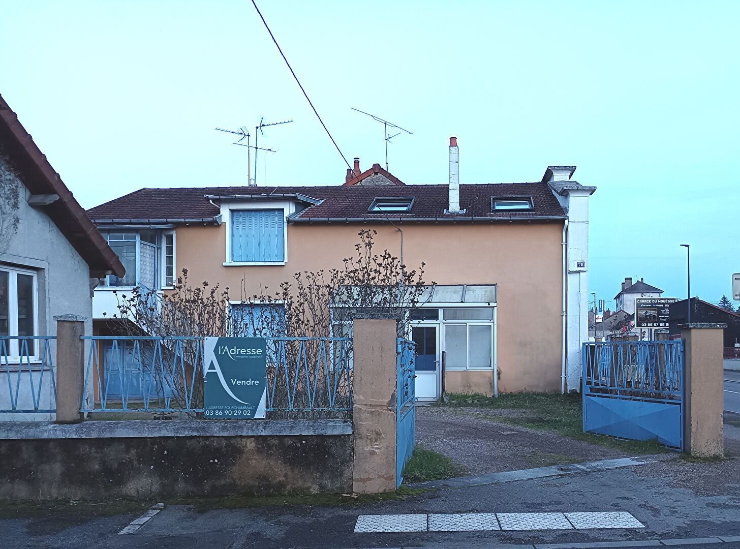 Immeuble NEVERS (58000) 200.00 m&sup2;