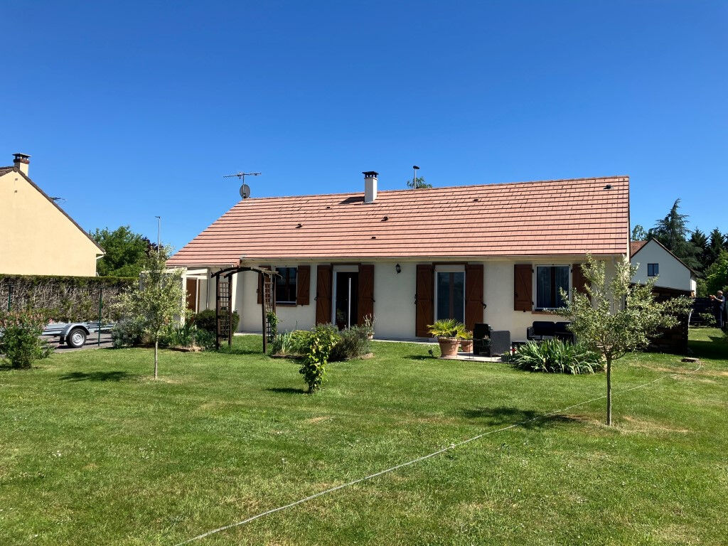 Maison SURY PRES LERE (18240) 4 pi&egrave;ces 110.00 m&sup2;