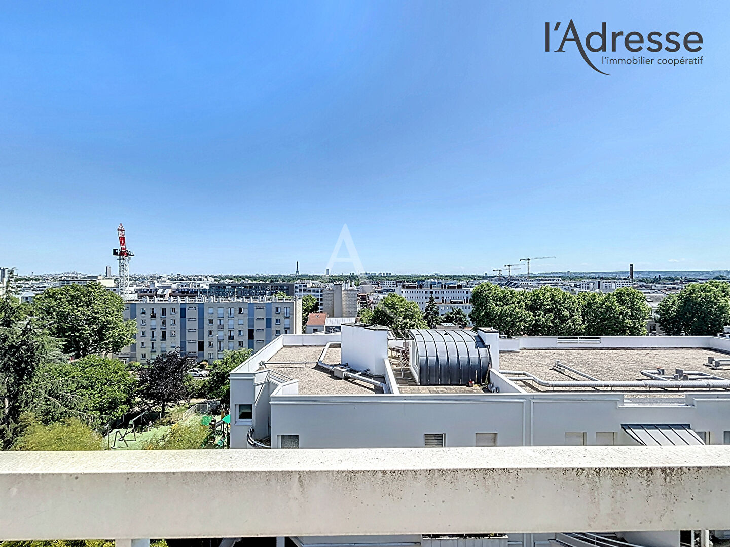 Appartement SURESNES (92150) 5 pièces 128.00 m²