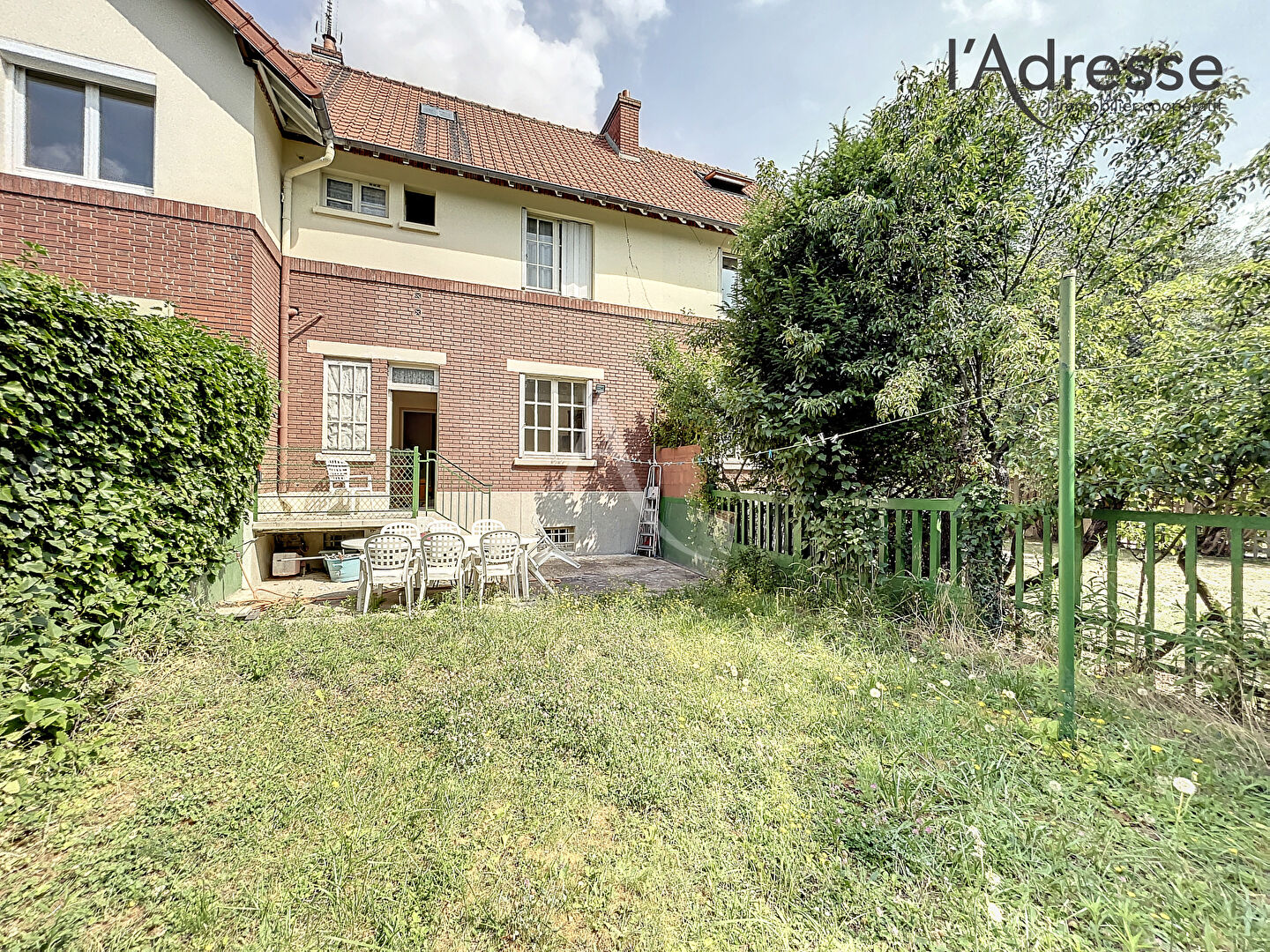 Maison SURESNES (92150) 3 pi&egrave;ces 97.00 m&sup2;