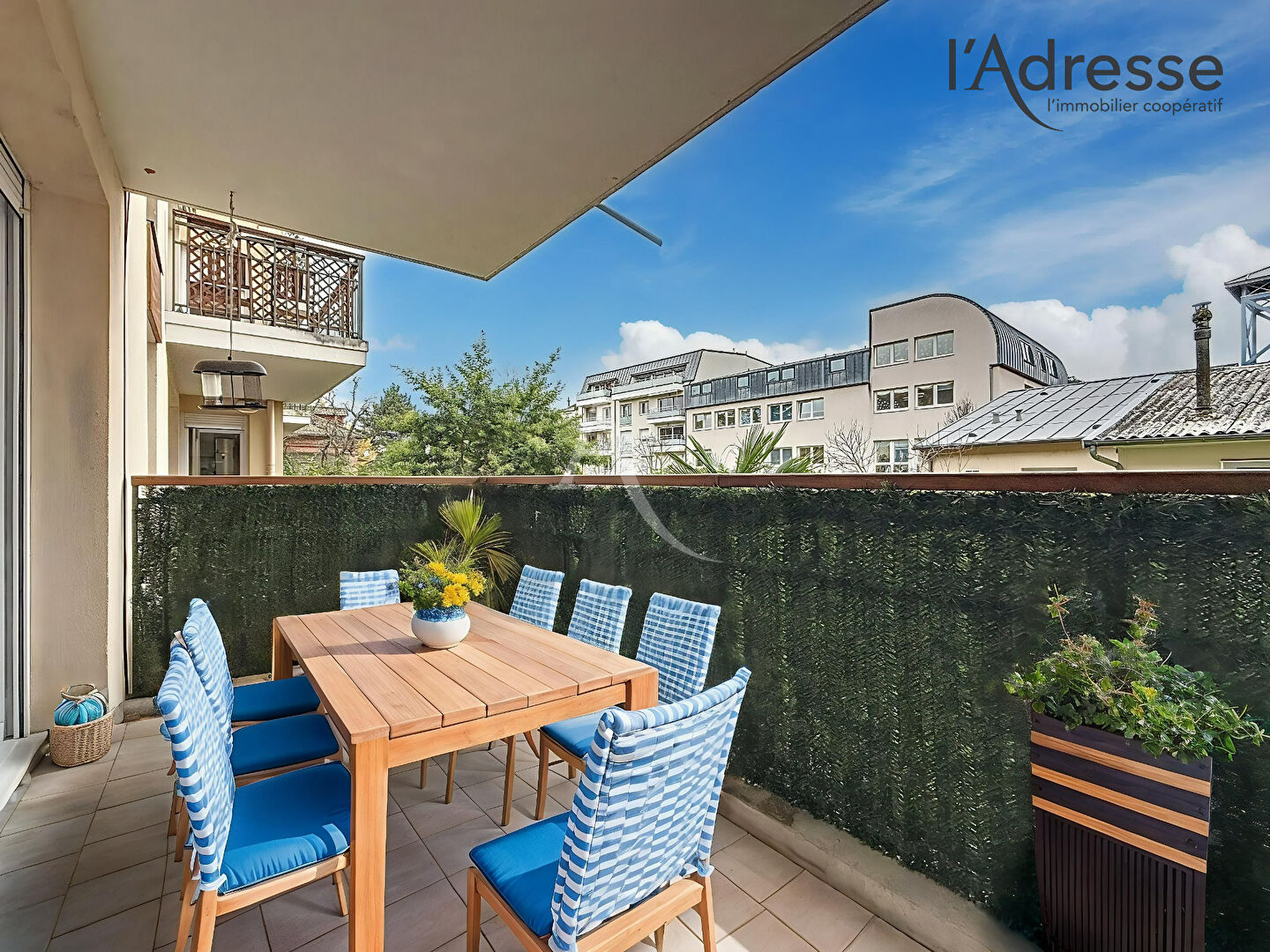 Appartement SURESNES (92150) 4 pièces 84.00 m²