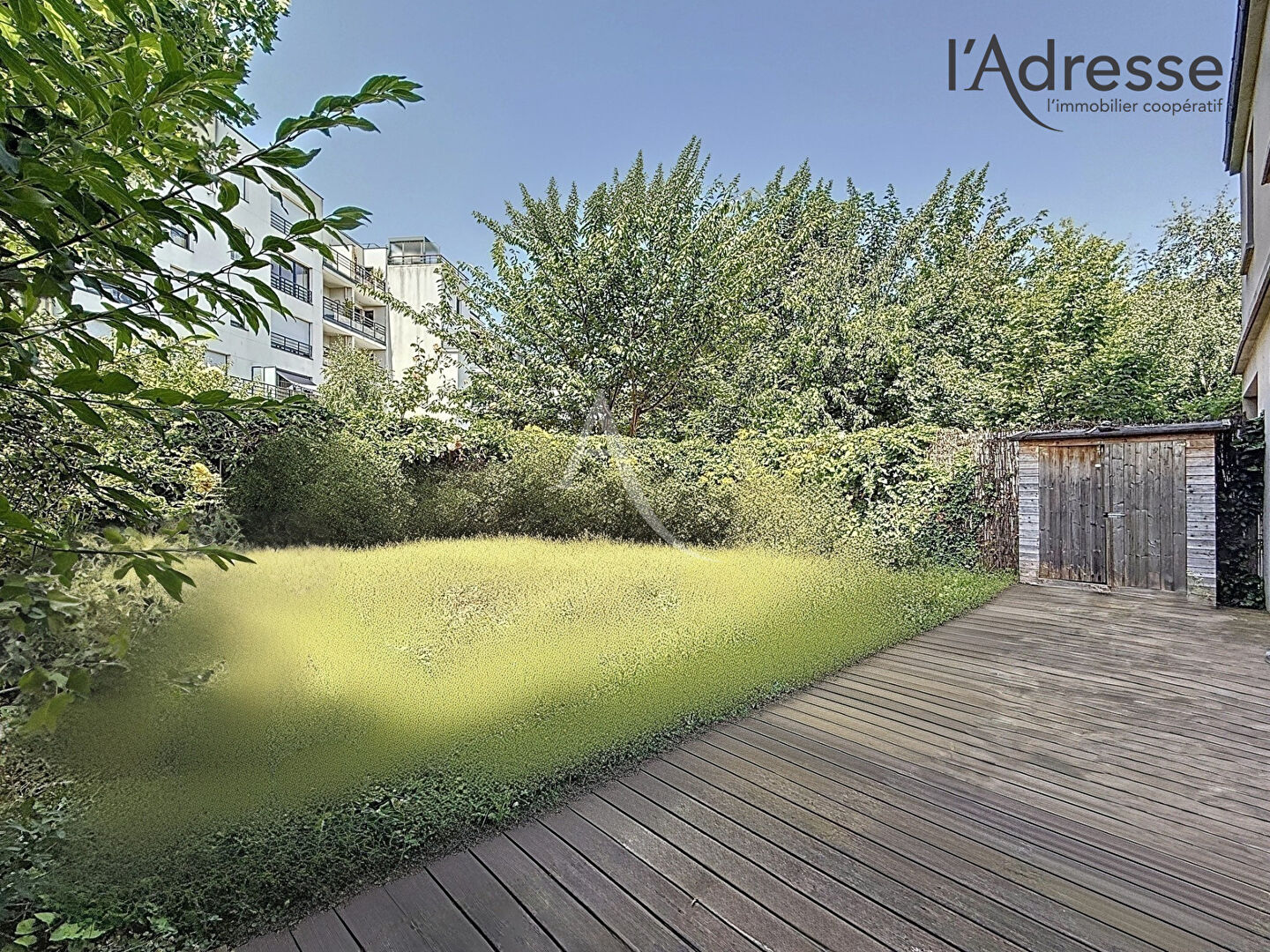 Appartement SURESNES (92150) 4 pièces 85.00 m²