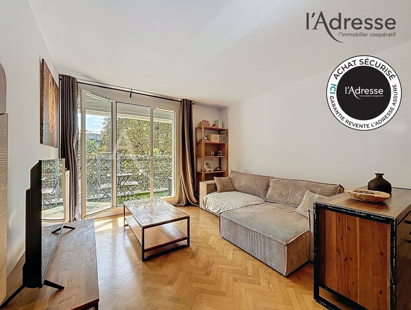 Appartement SURESNES (92150) 3 pièces 61.00 m²