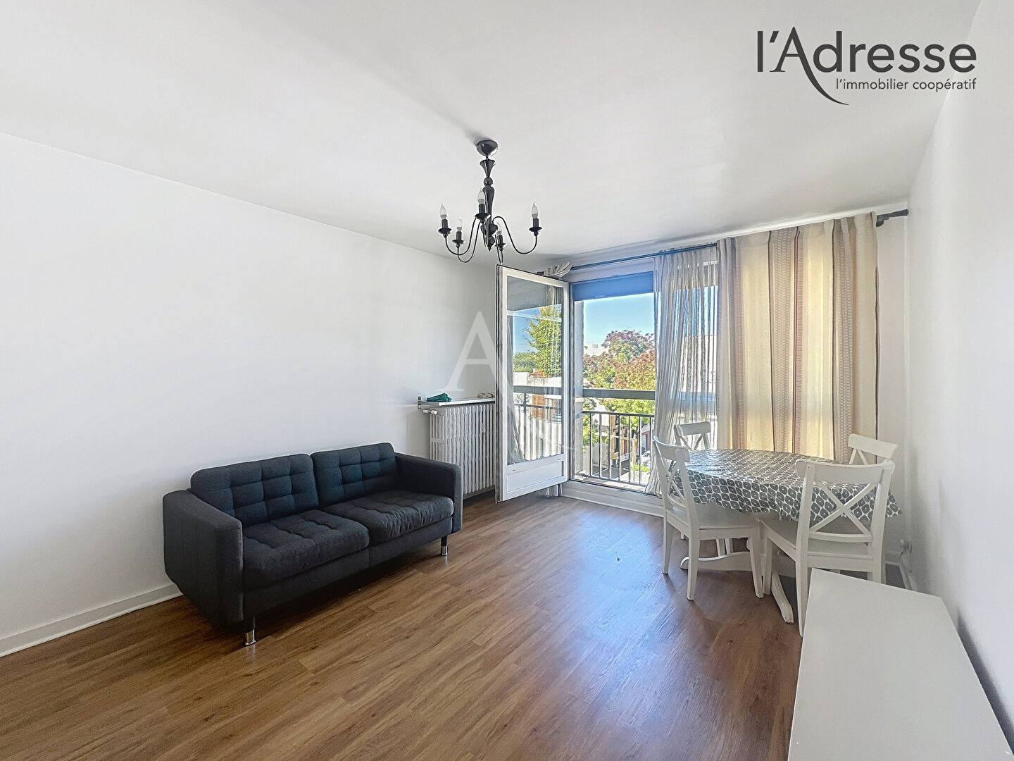 Appartement SURESNES (92150) 3 pièces 55.00 m²