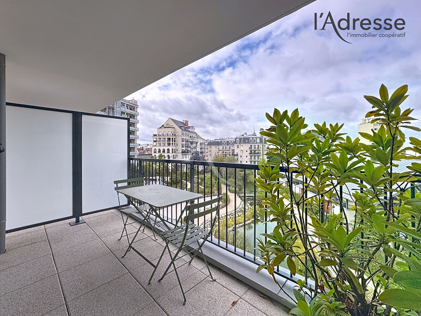 Appartement PUTEAUX (92800) 2 pièces 44.00 m²