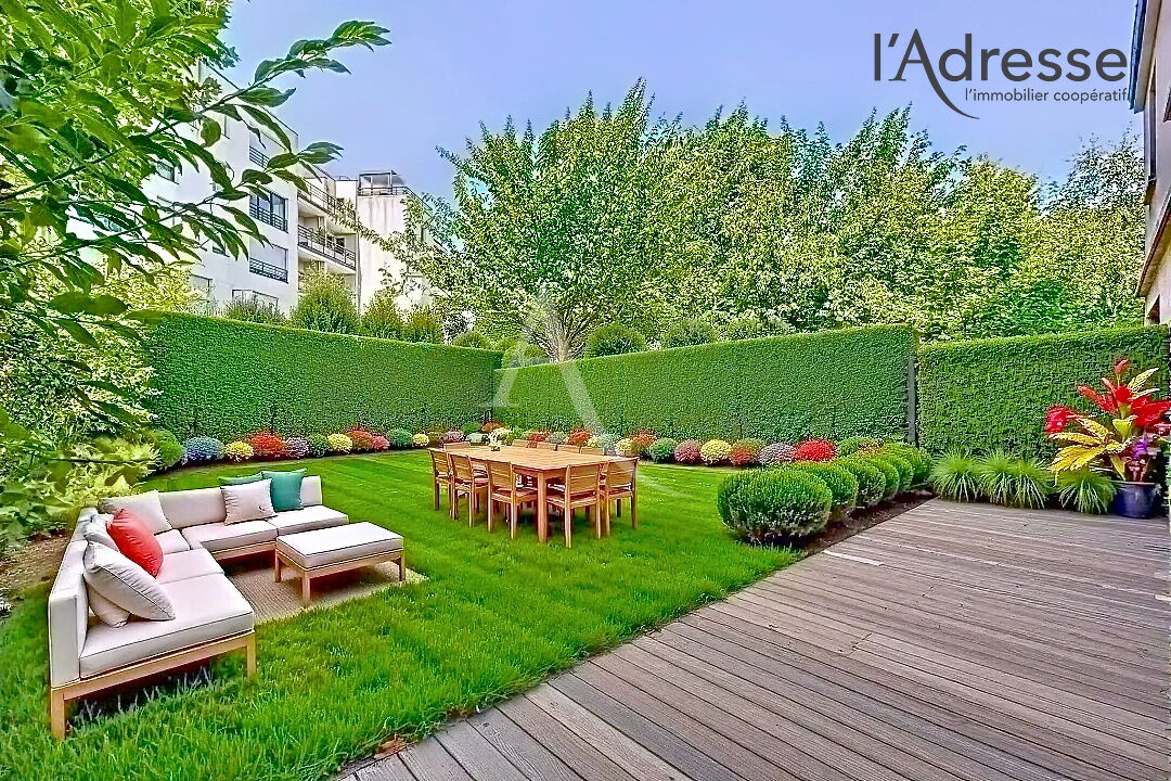 Appartement SURESNES (92150) 4 pièces 90.00 m²