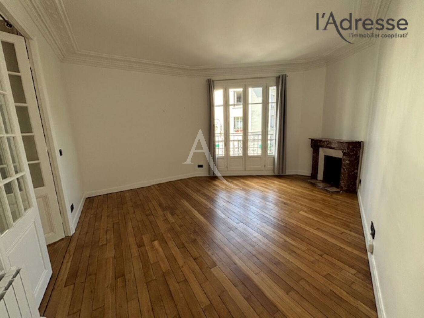 Appartement SURESNES (92150) 3 pièces 69.00 m²