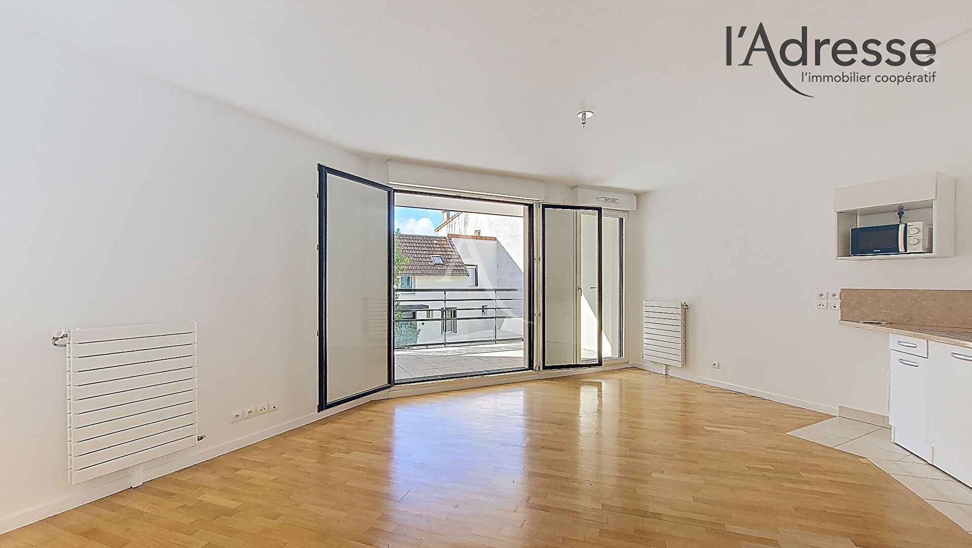 Appartement SURESNES (92150) 2 pièces 46.00 m²