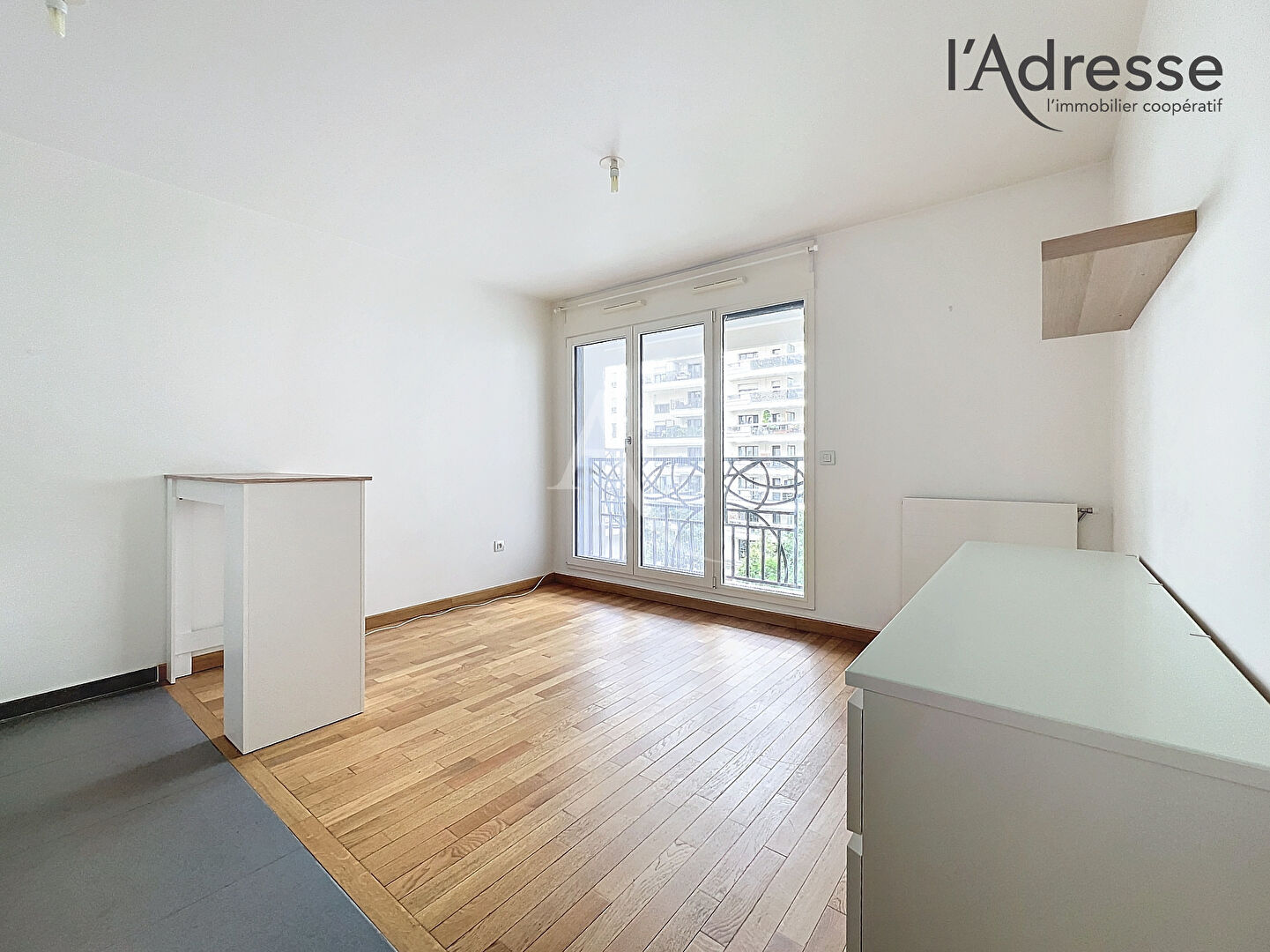 Appartement LEVALLOIS PERRET (92300) 1 pièce 25.00 m²