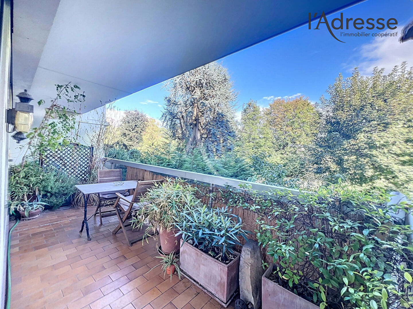 Appartement SURESNES (92150) 4 pièces 108.38 m²