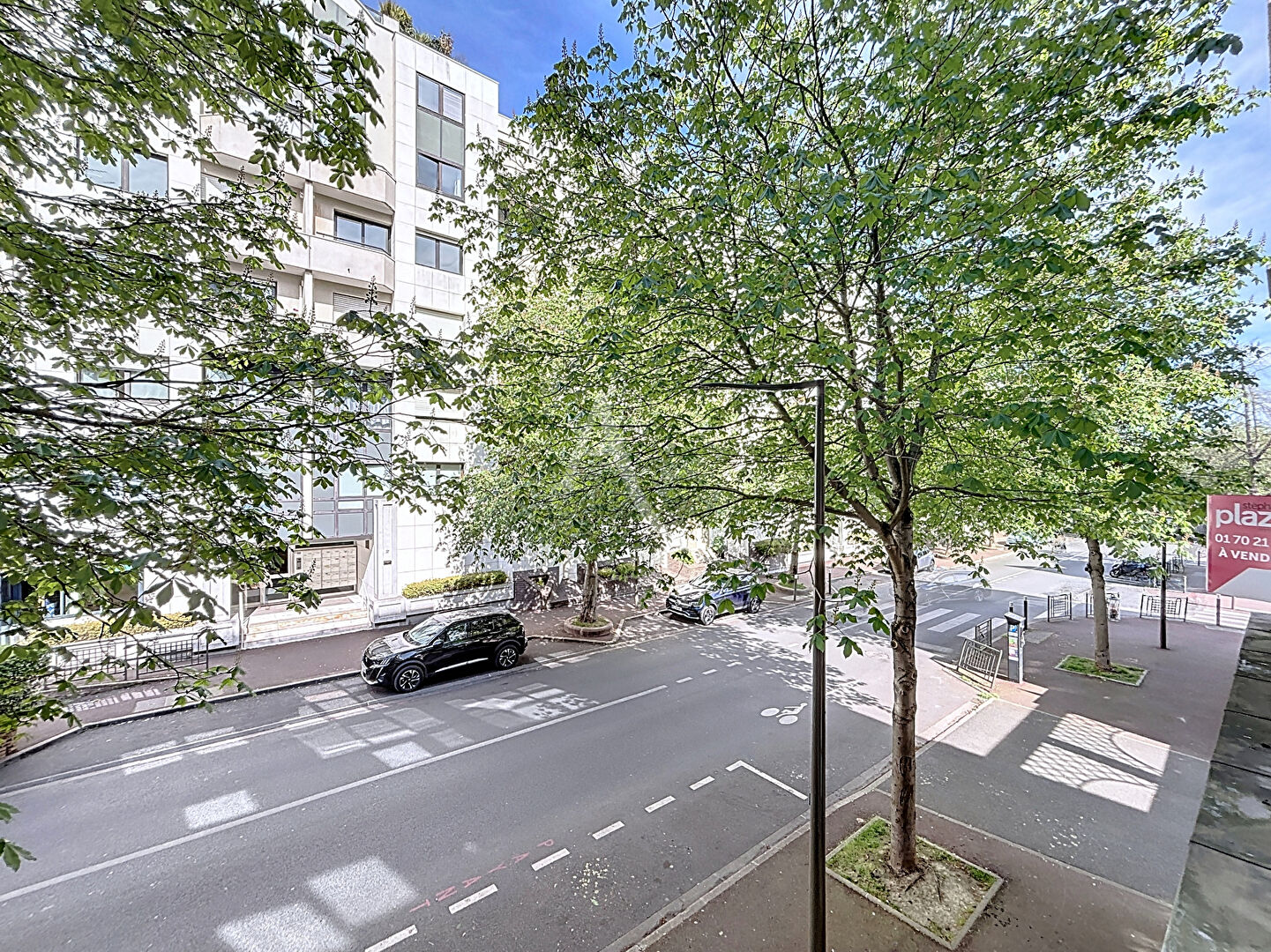 Appartement T3 - 68.28m² - Suresnes — 3 pièces, 68.28 m², 2 chambres — photo 2