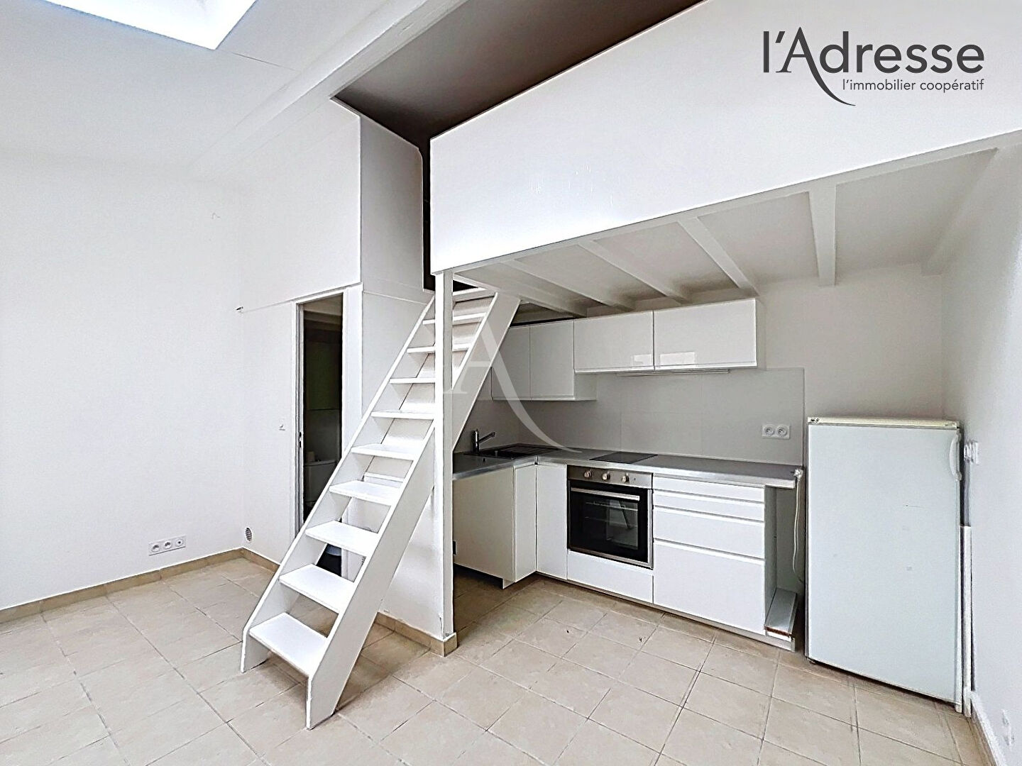 Appartement Suresnes (92150) 1 pièce 20.00 m²