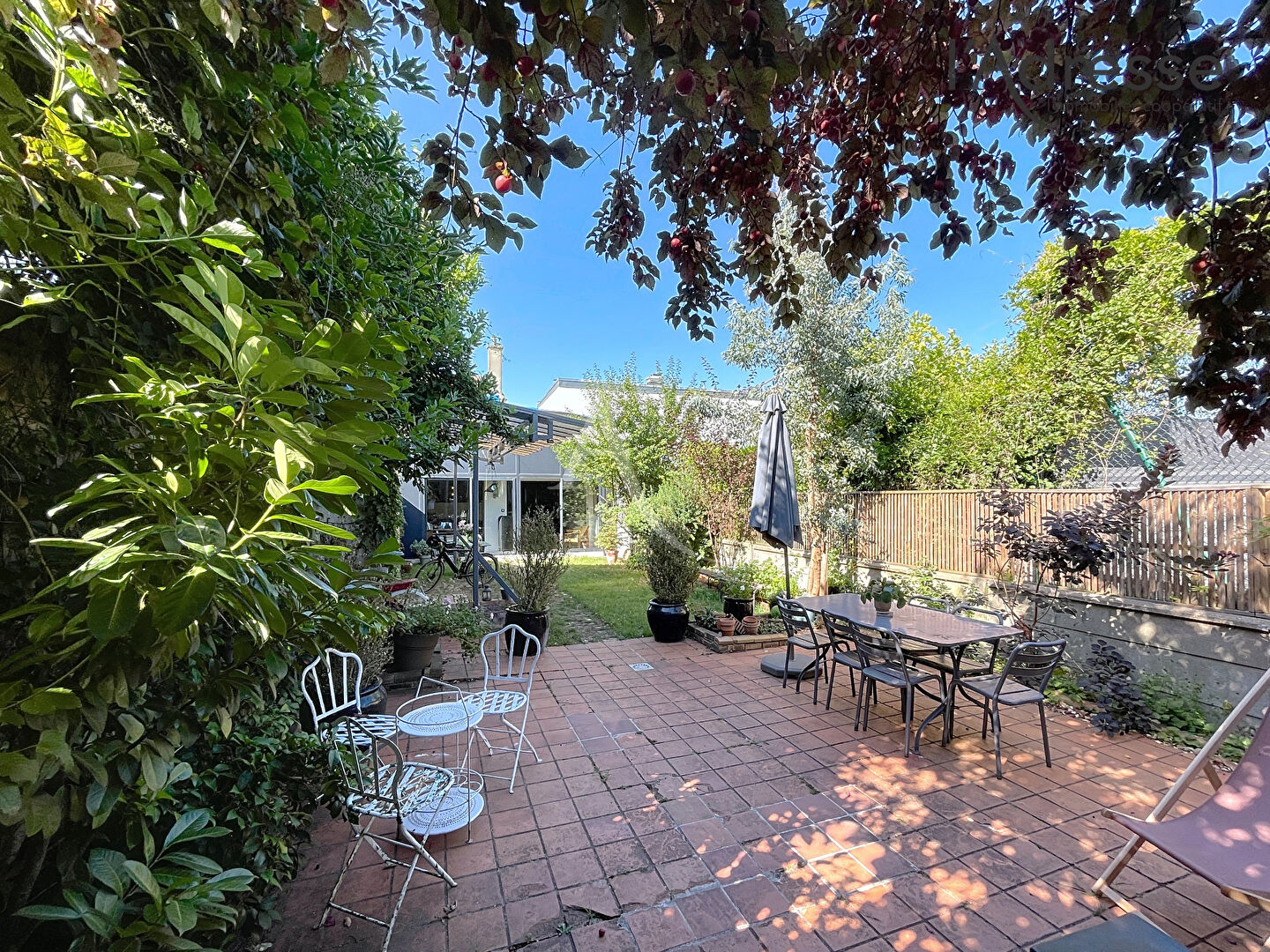 Maison SURESNES (92150) 5 pièces 165.00 m²