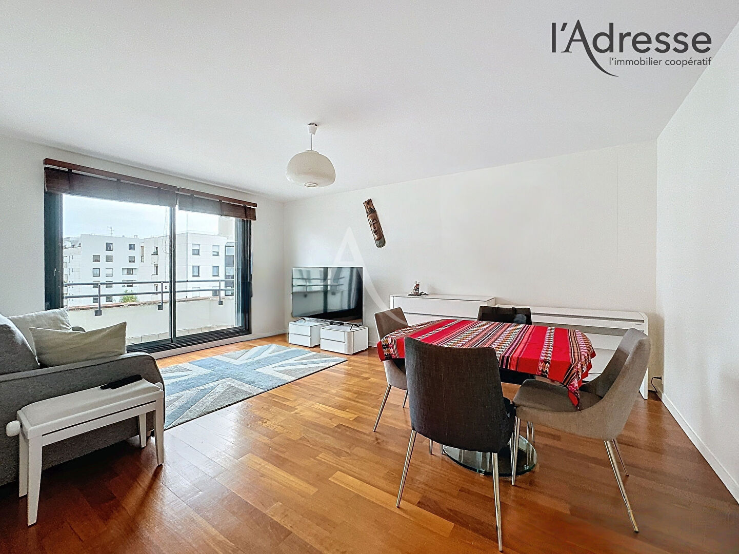 Appartement PUTEAUX (92800) 3 pi&egrave;ces 66.00 m&sup2;