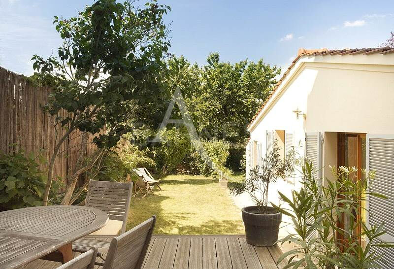 Maison RUEIL MALMAISON (92500) 6 pi&egrave;ces 146.00 m&sup2;