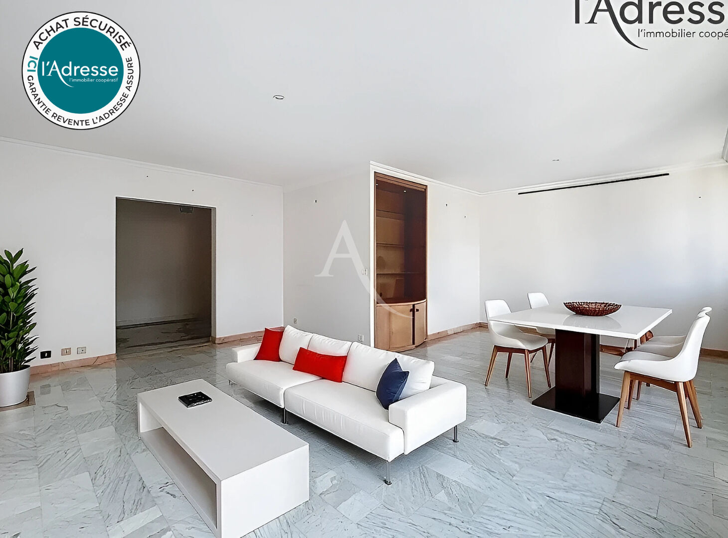 Appartement SURESNES (92150) 5 pi&egrave;ces 105.32 m&sup2;