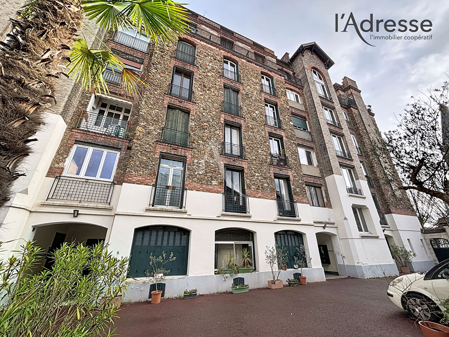 Appartement SURESNES (92150) 3 pi&egrave;ces 59.00 m&sup2;
