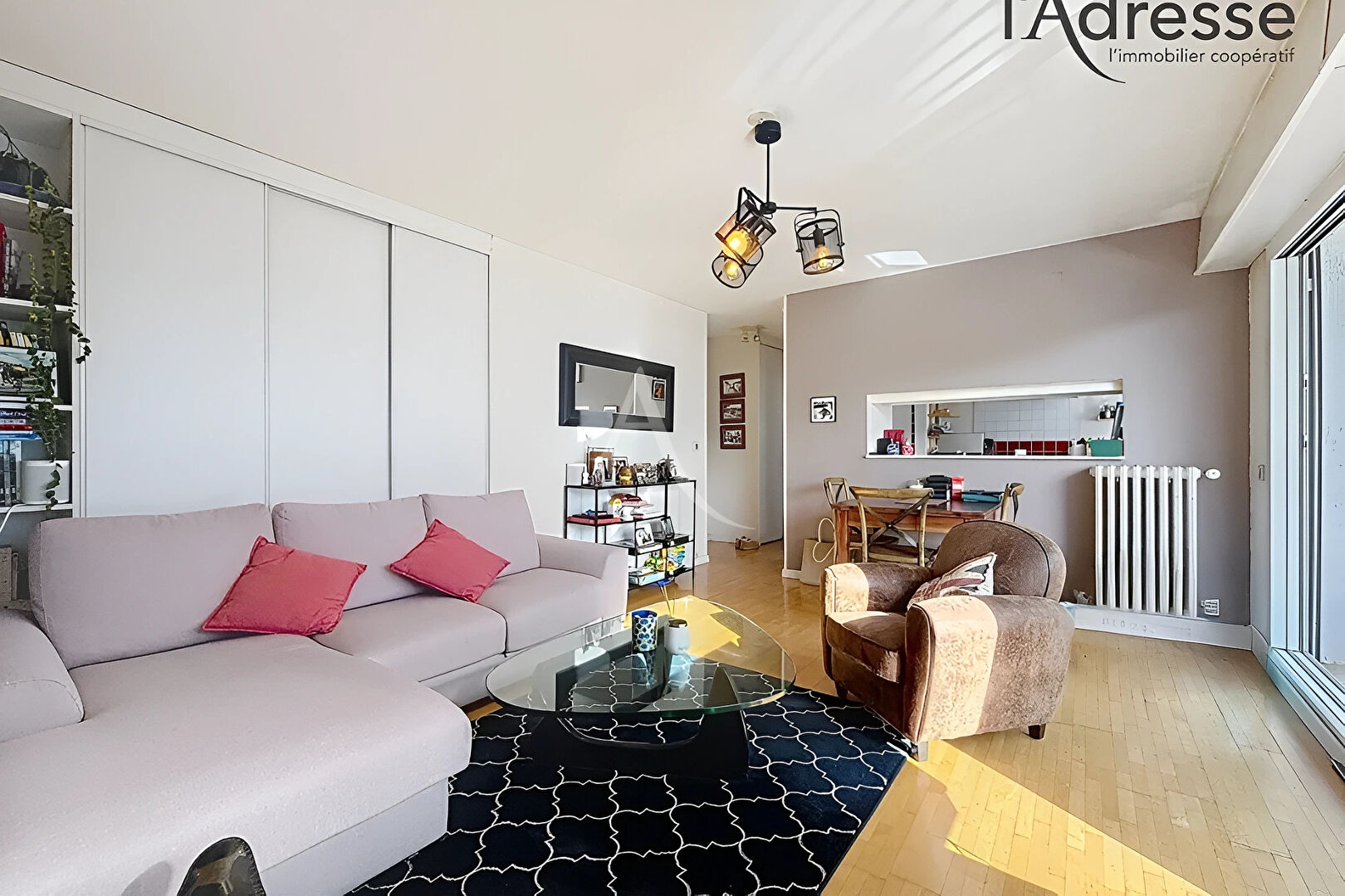 Appartement SURESNES (92150) 3 pi&egrave;ces 54.00 m&sup2;