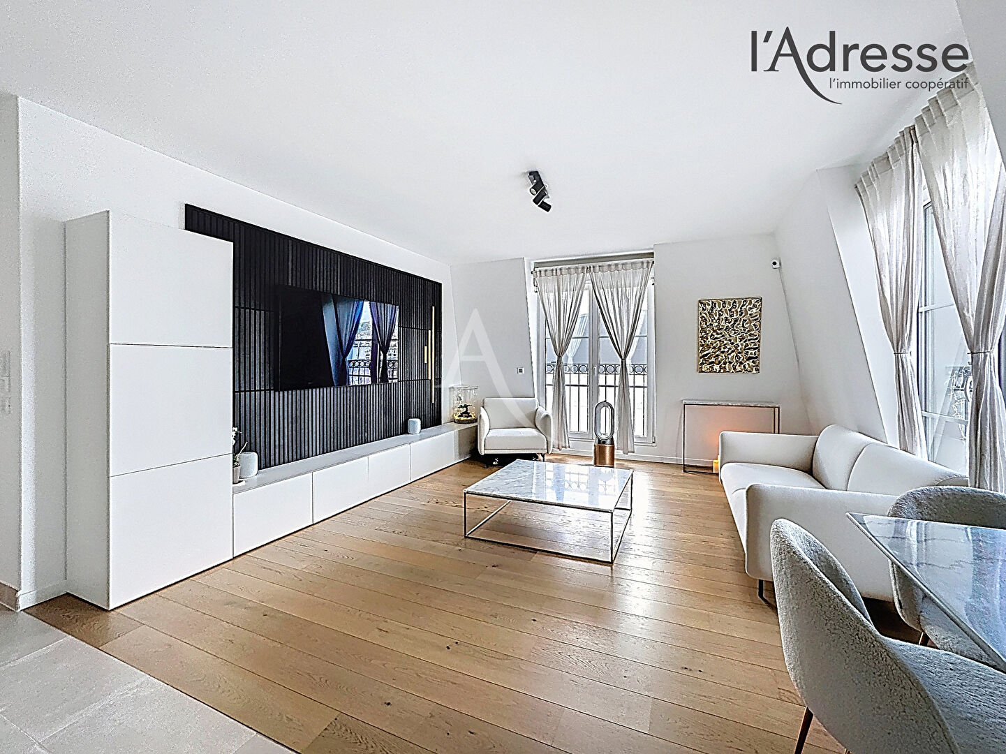 Appartement PUTEAUX (92800) 4 pi&egrave;ces 84.00 m&sup2;