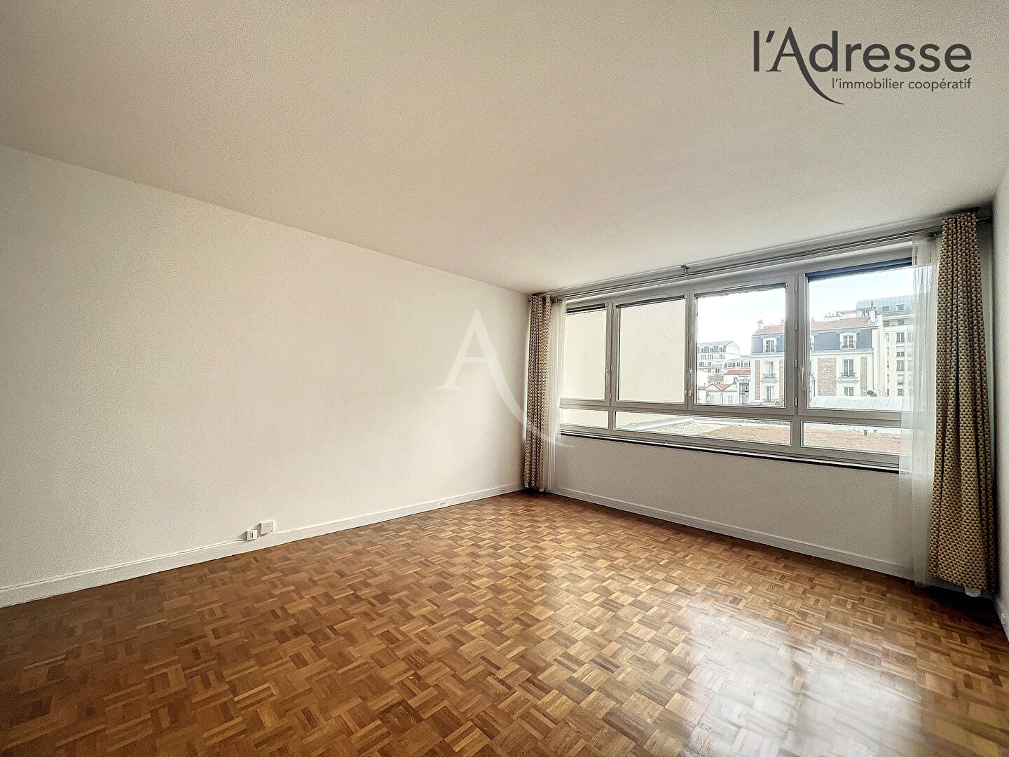Appartement PUTEAUX (92800) 1 pi&egrave;ce 34.00 m&sup2;