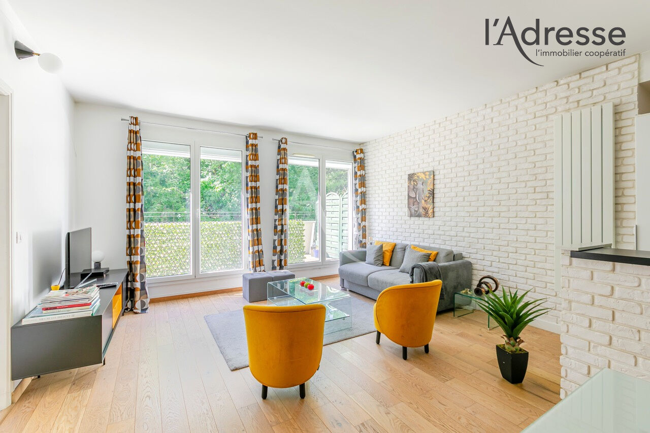 Appartement SURESNES (92150) 3 pi&egrave;ces 72.30 m&sup2;