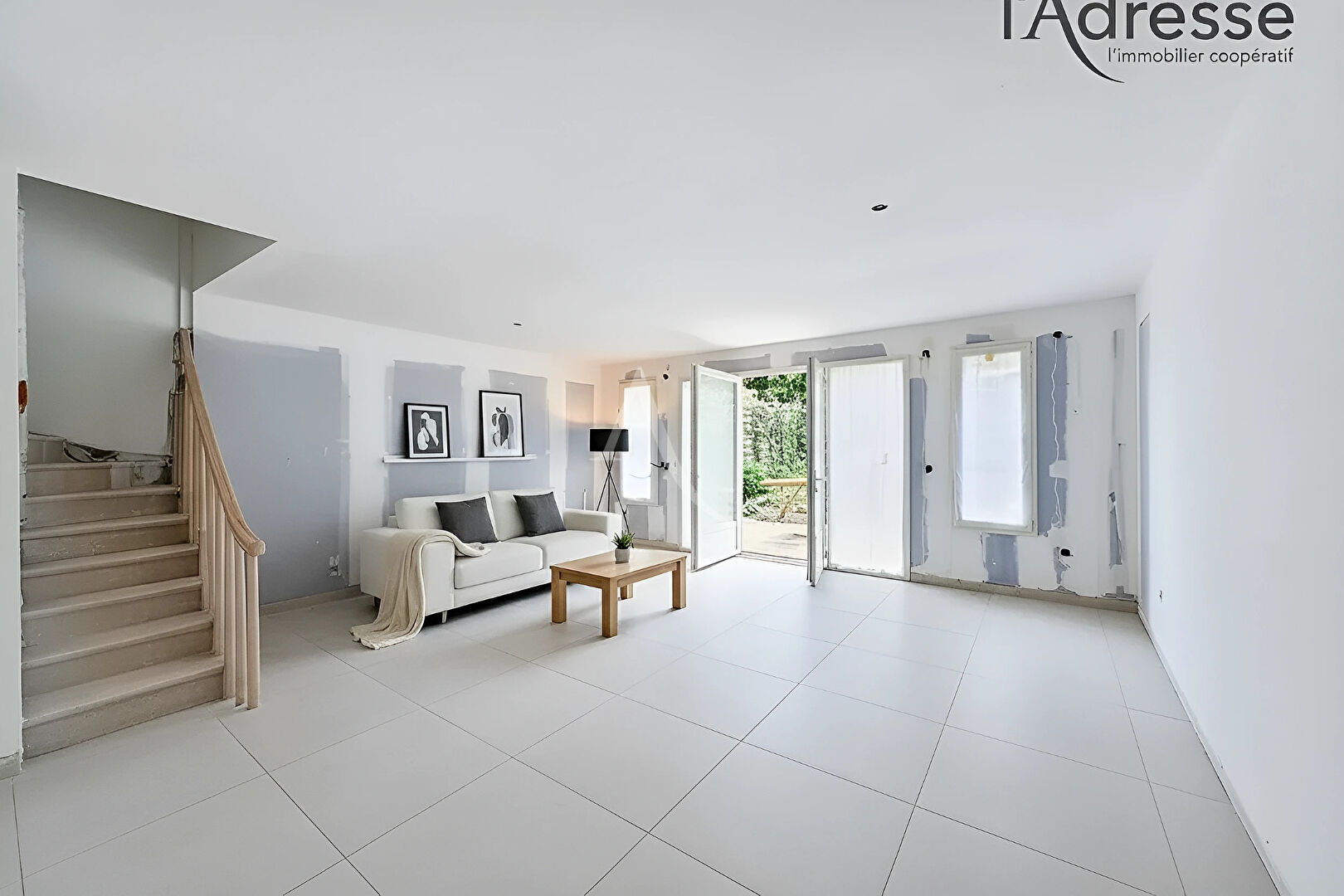 Appartement SURESNES (92150) 6 pi&egrave;ces 148.00 m&sup2;