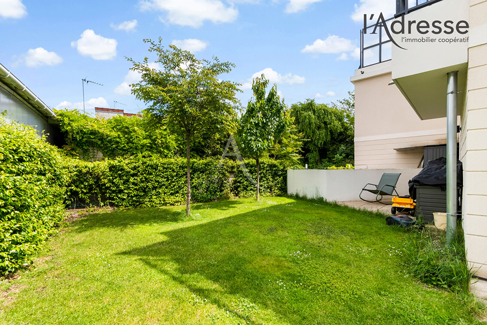 Appartement SURESNES (92150) 3 pi&egrave;ces 66.00 m&sup2;