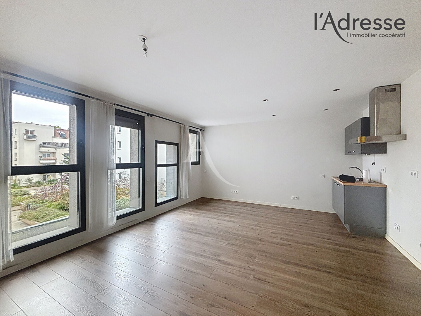à 12 km de Noisy-le-Roi Exclusif 1 150 € / mois cc Appartement 1 pièce , 1 chambre 32.25 m² Voir le bien