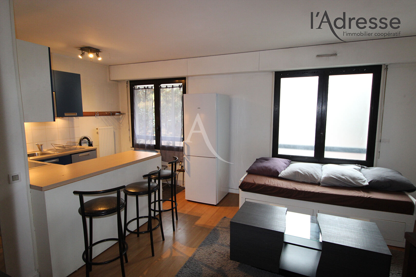 Appartement SURESNES (92150) 1 pi&egrave;ce 34.00 m&sup2;
