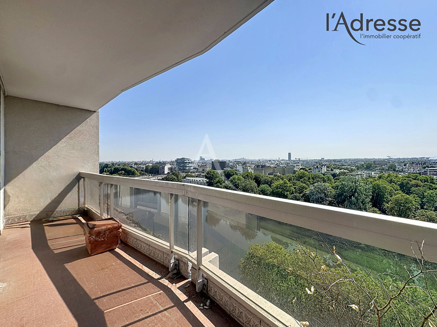 Appartement PUTEAUX (92800) 3 pi&egrave;ces 80.00 m&sup2;