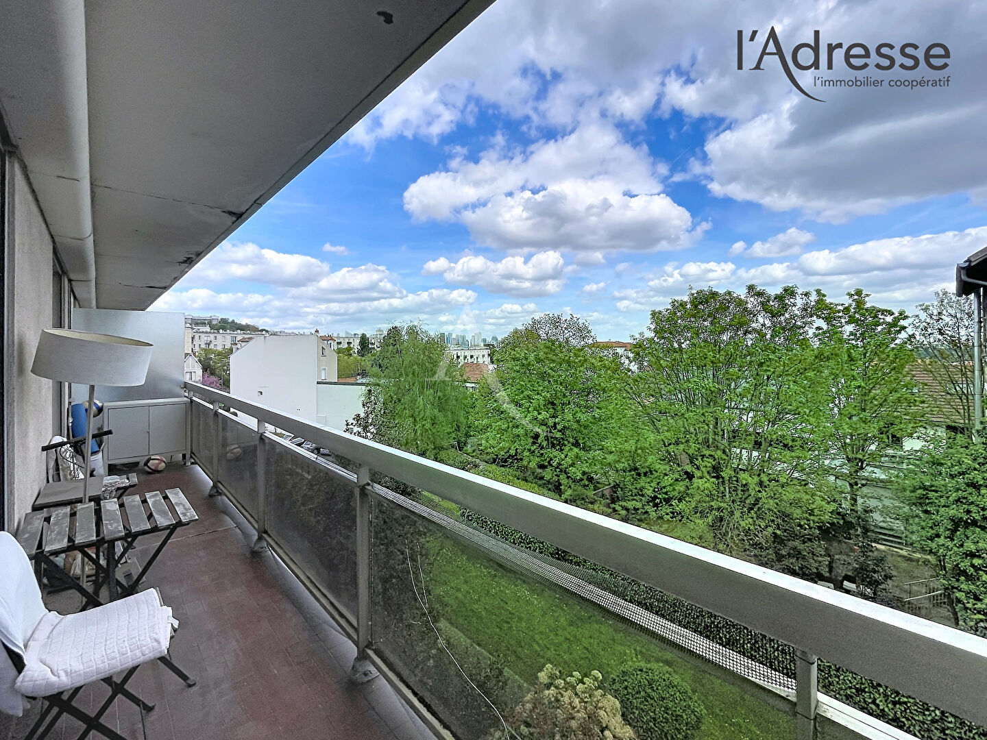 Appartement SURESNES (92150) 5 pi&egrave;ces 89.02 m&sup2;