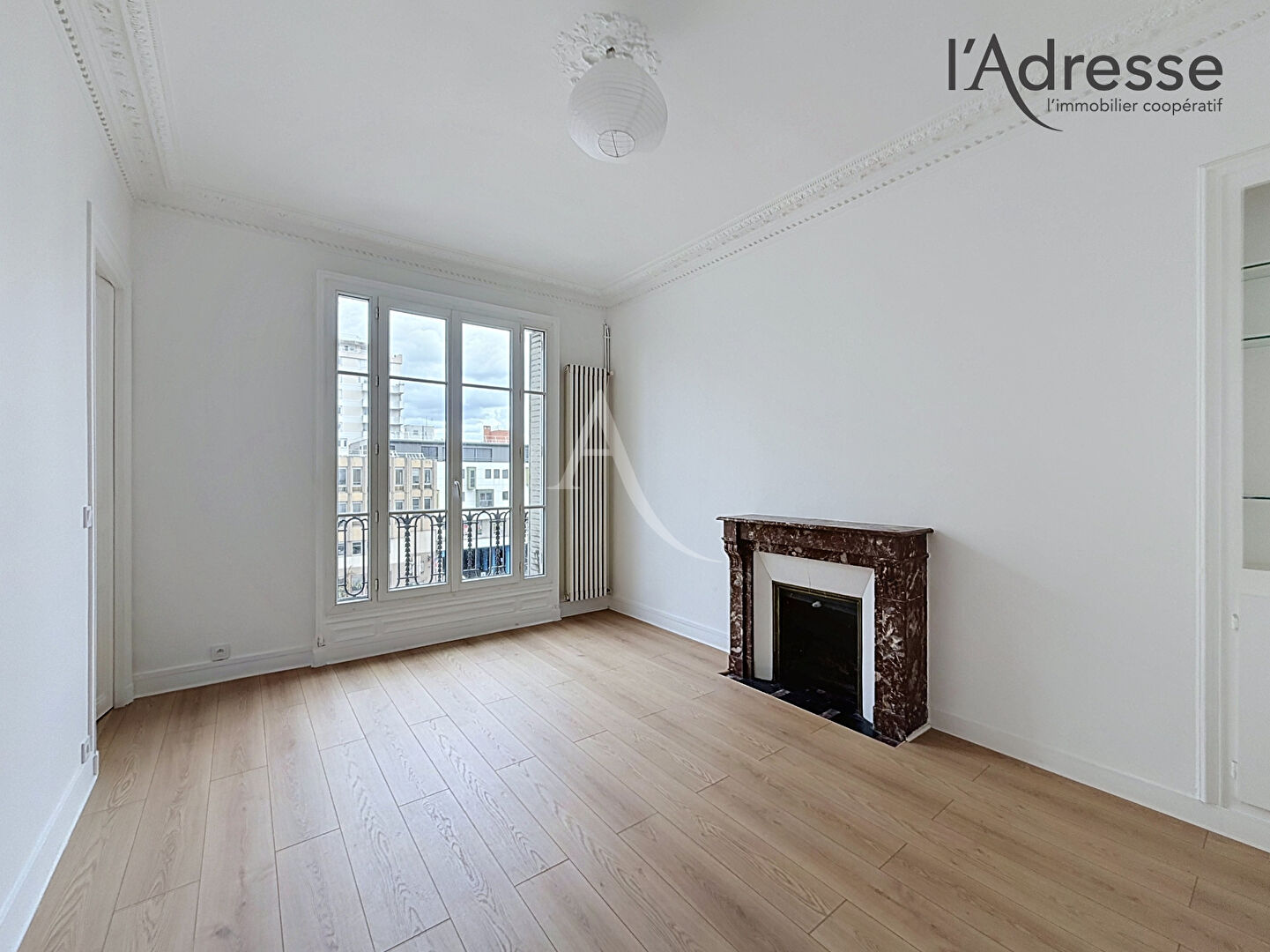 Suresnes (92) 449 000 € Appartement 3 pièces , 2 chambres 64.00 m² Voir le bien
