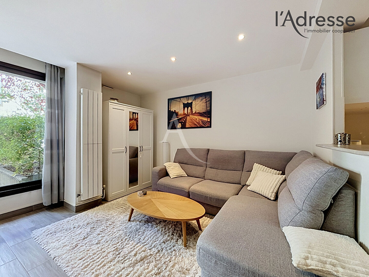 Appartement SURESNES (92150) 2 pi&egrave;ces 42.00 m&sup2;
