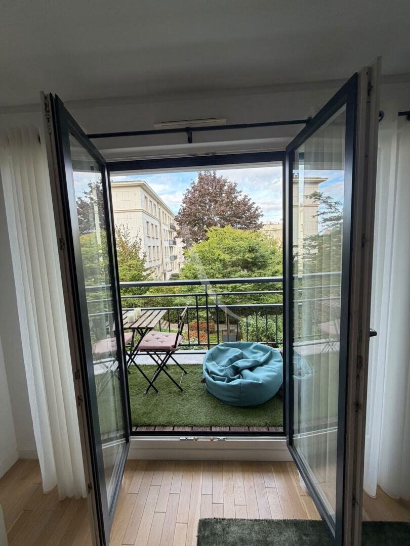 Appartement SURESNES (92150) 2 pi&egrave;ces 40.66 m&sup2;