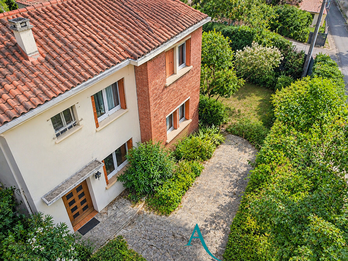 Maison TOULOUSE (31500) 4 pi&egrave;ces 85.00 m&sup2;