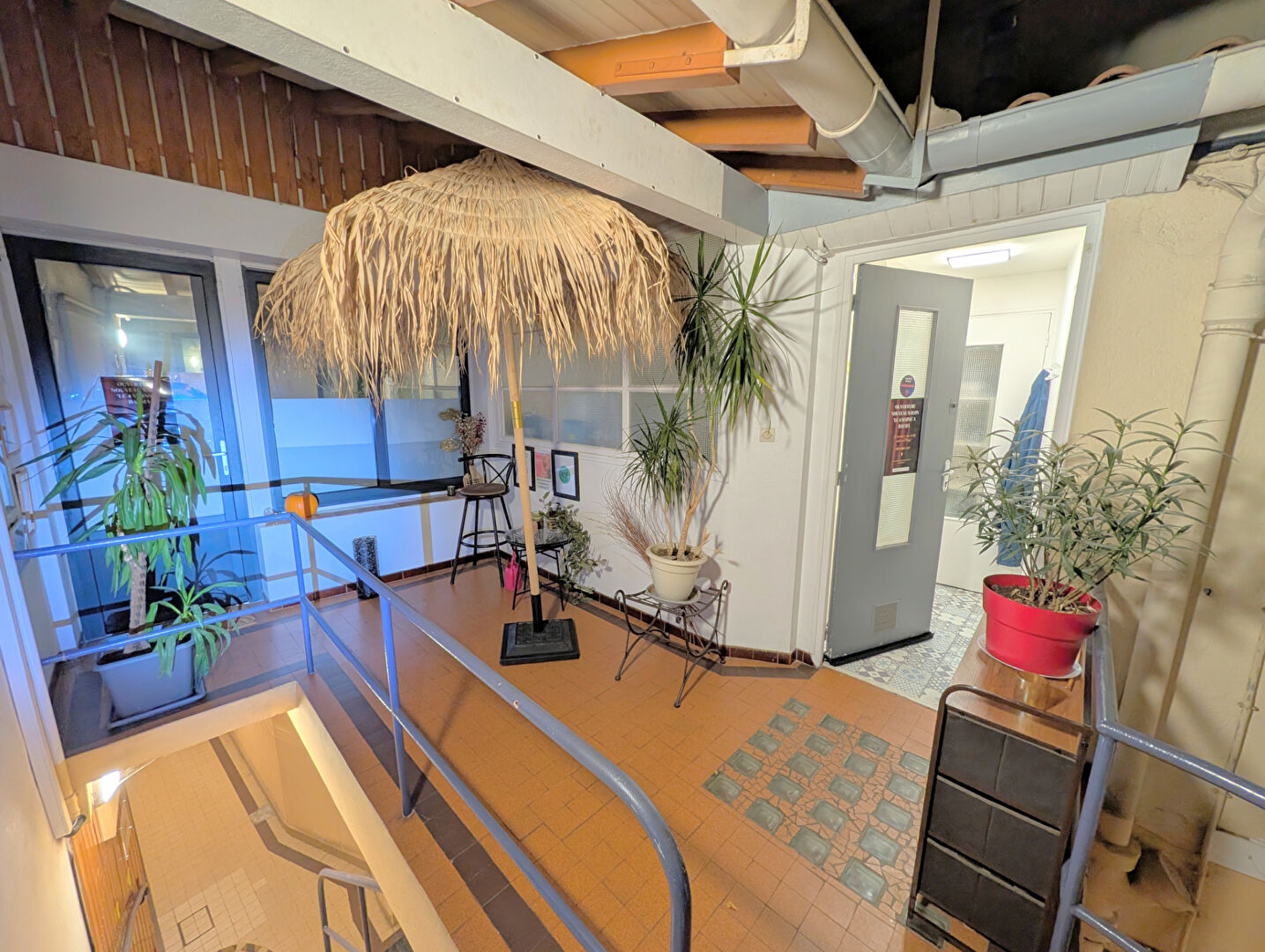 Local commercial TOULOUSE (31500) 4 pi&egrave;ces 77.50 m&sup2;