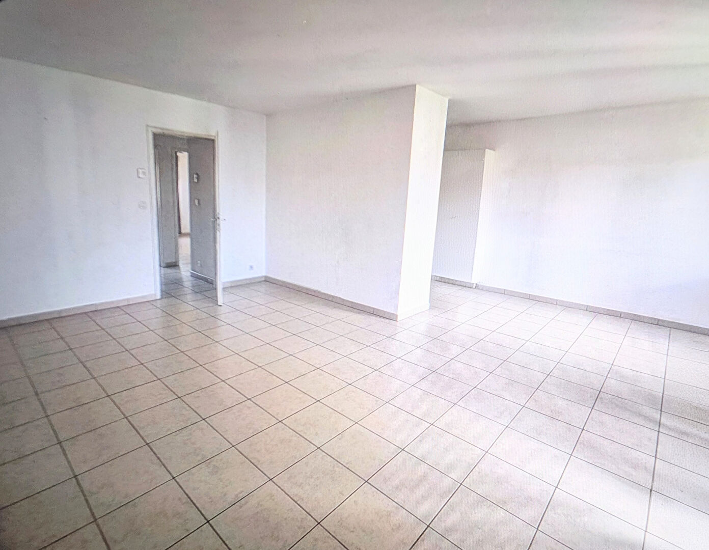 Appartement BAZIEGE (31450) 3 pi&egrave;ces 64.00 m&sup2;