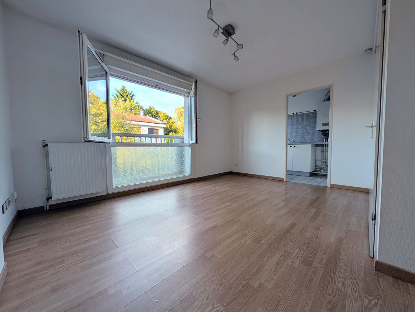 Appartement TOULOUSE (31400) 1 pi&egrave;ce 27.40 m&sup2;