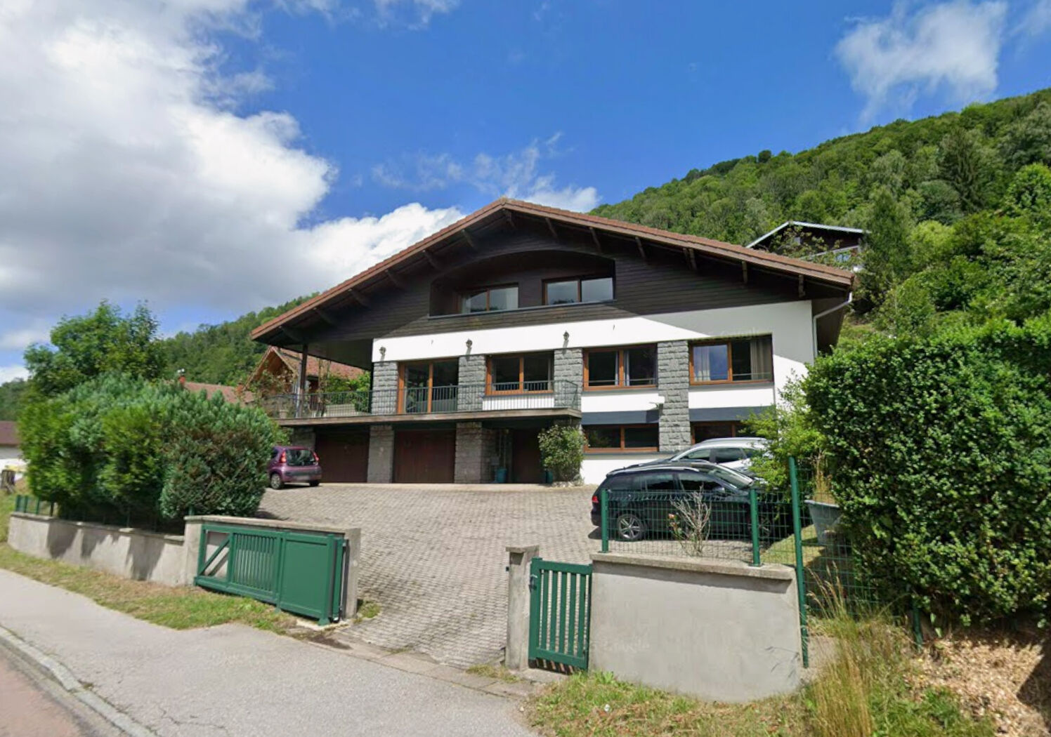 Maison LA BRESSE (88250) 9 pièces 230.00 m²