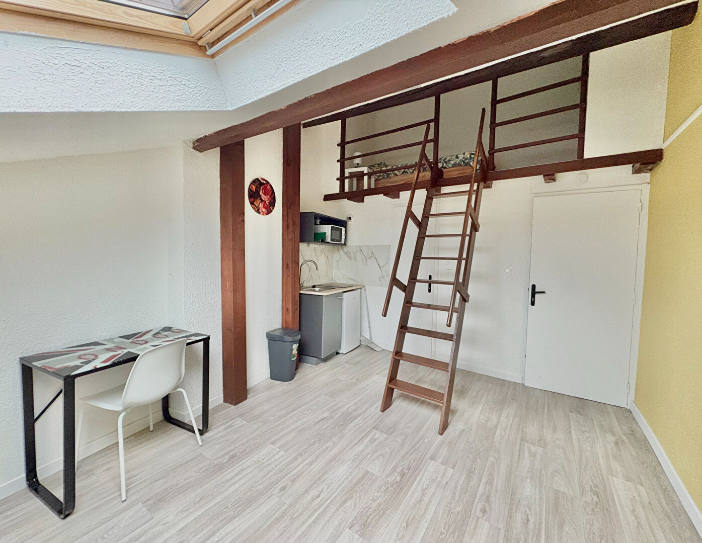 Appartement METZ (57000) 1 pi&egrave;ce 14.57 m&sup2;